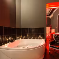 Mon Cheri Massage - photo 7