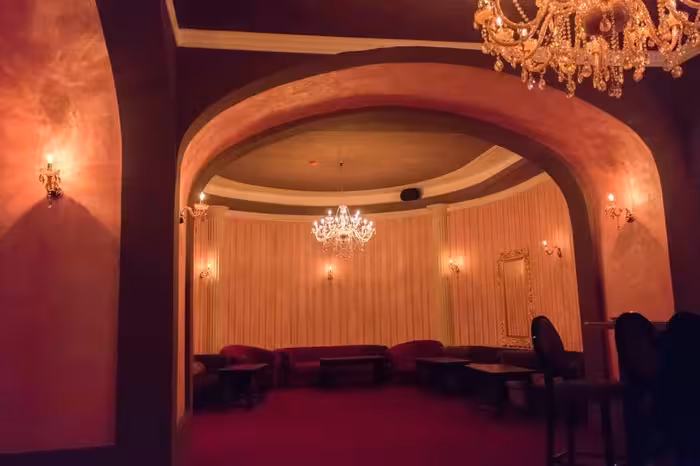 21st Office Gentleman's Club
