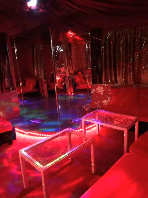 Night Club Iceberg - photo 1