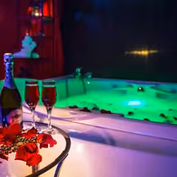 Rich Men's Club - photo 2