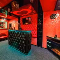 Rich Men's Club - photo 13