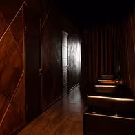 Veles Men's Lounge - photo 17