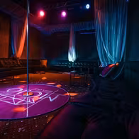 Modzho, Striptiz-Klub - photo 5