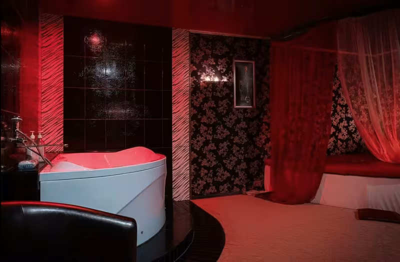 Premium Massage - photo 1