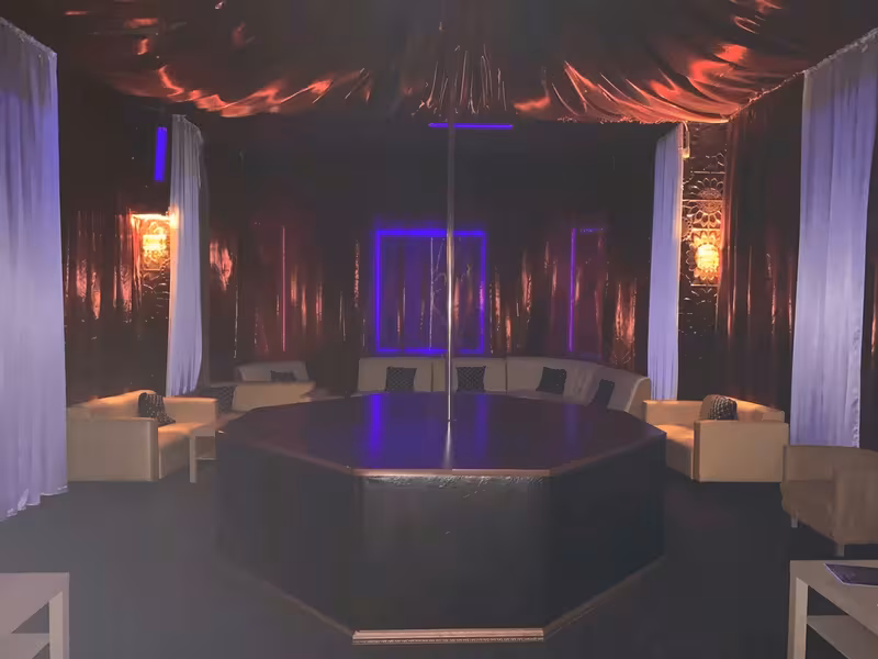 Klub Barsuk - photo 1