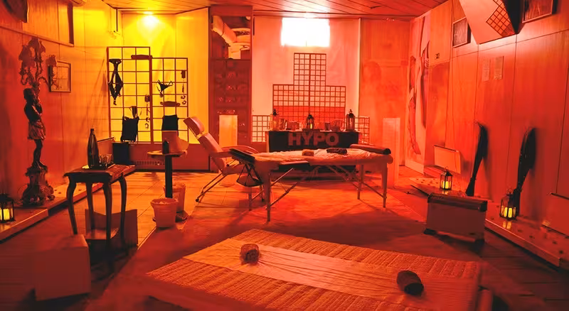 1 Sun Salon - photo 1