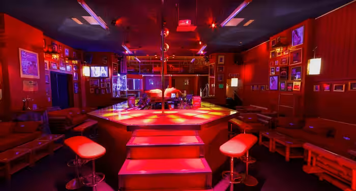 Hard Core Club
