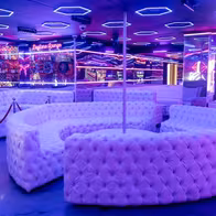 Chivalry Gentlemen's Lounge & Hotel - photo 15