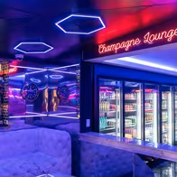 Chivalry Gentlemen's Lounge & Hotel - photo 8