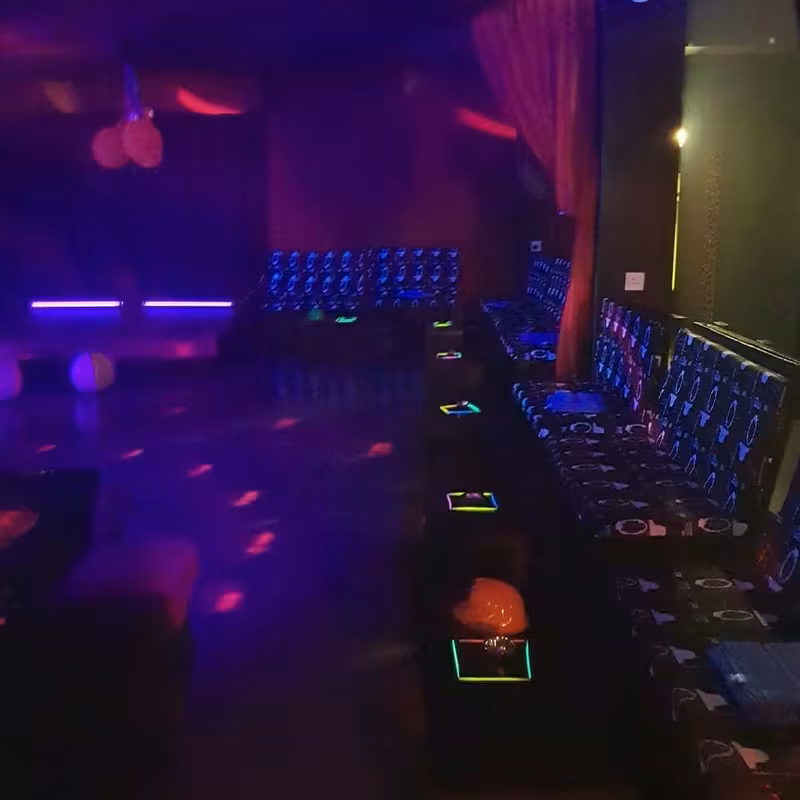 Kiwiklub Swingers Club - photo 1