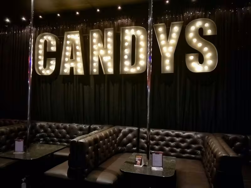 Candys Gentlemen's Club - photo 1