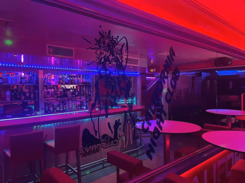 Club California - photo 1