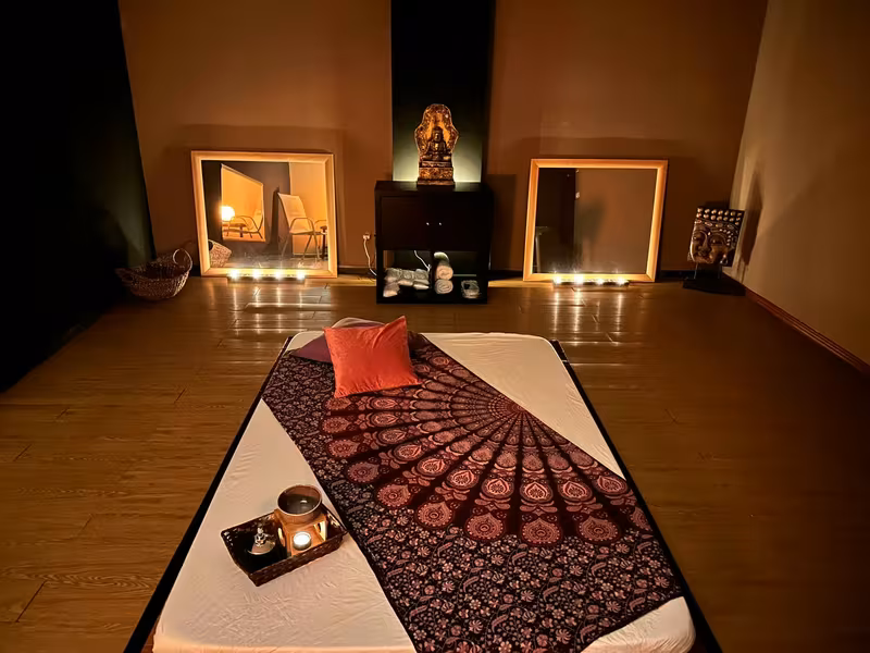 Masajes Eróticos En Valencia - Tantra Nuru - Erotic Massage Center - photo 1