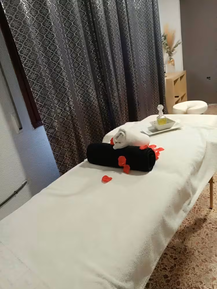 Masajes Eróticos Sensations Massage - photo 1