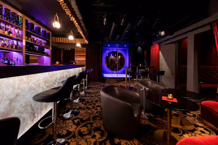 Red Lips | Strip Club | Cabaret | Night Club