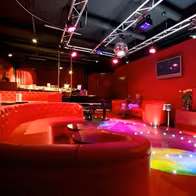 Haifisch Cabaret Night Club - photo 9