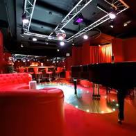 Haifisch Cabaret Night Club - photo 11