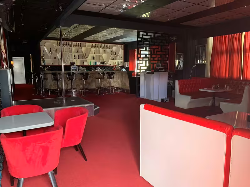 Diamond Club - photo 1