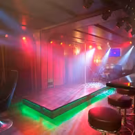 Six Day Club Lounge - photo 3
