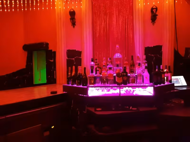 Loco Casa - photo 1