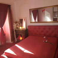Sherlock Girls, Salon De Massage érotique - photo 2