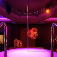 Split Strip Bar - photo 15