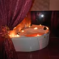 Caramel Erotic Massage - photo 5