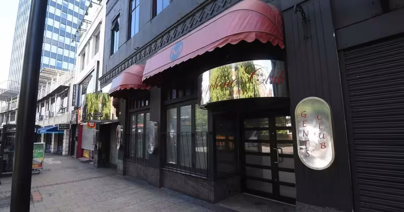 The Cyclone Club - photo 1