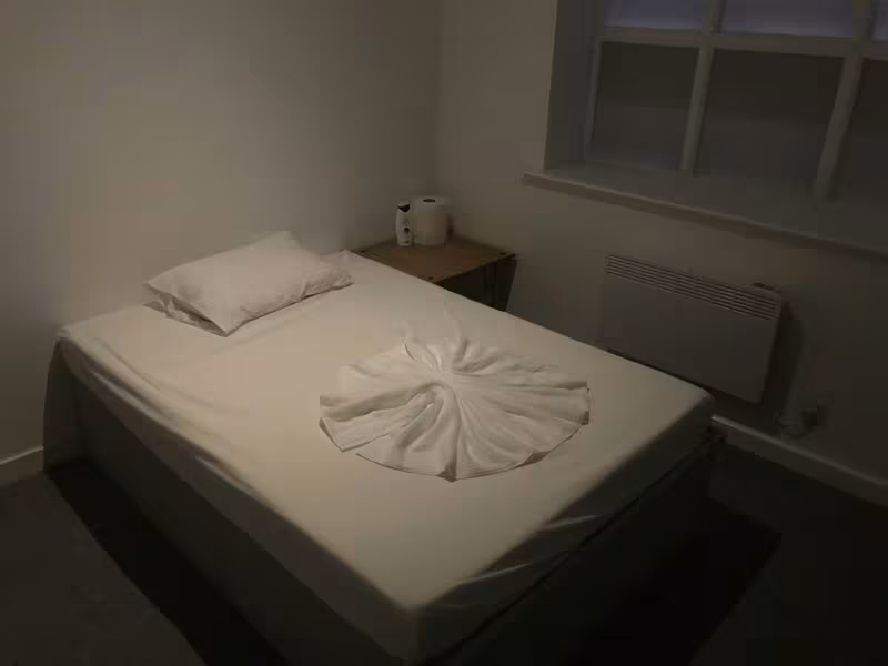 Angels Massage Parlour - Leeds - photo 1