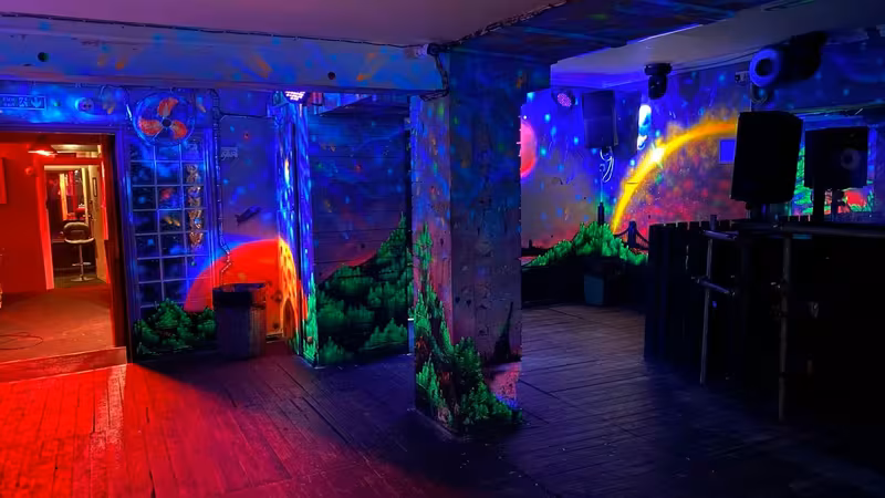 Dare To Club - photo 1