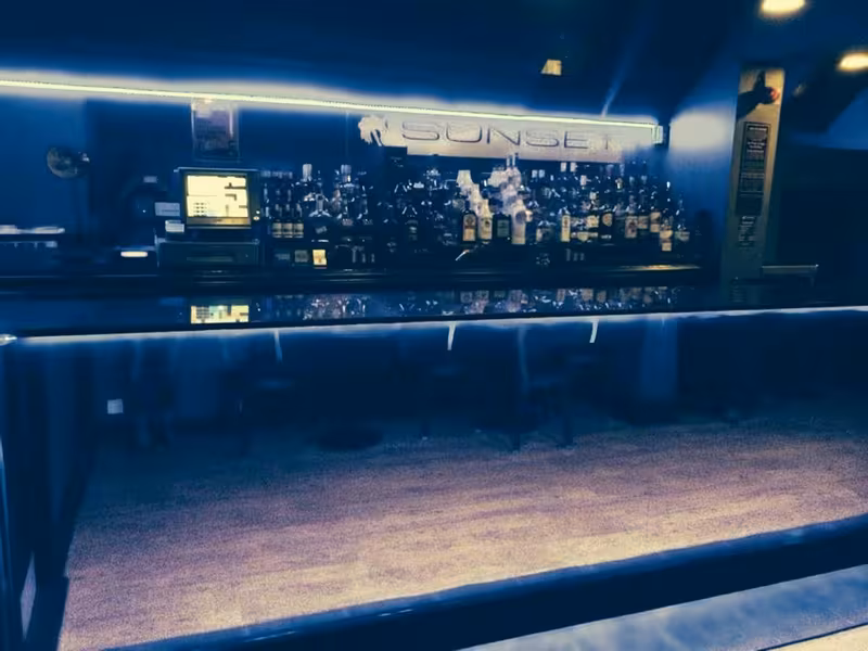 Sunset Bar & Lapdancing Club - photo 1
