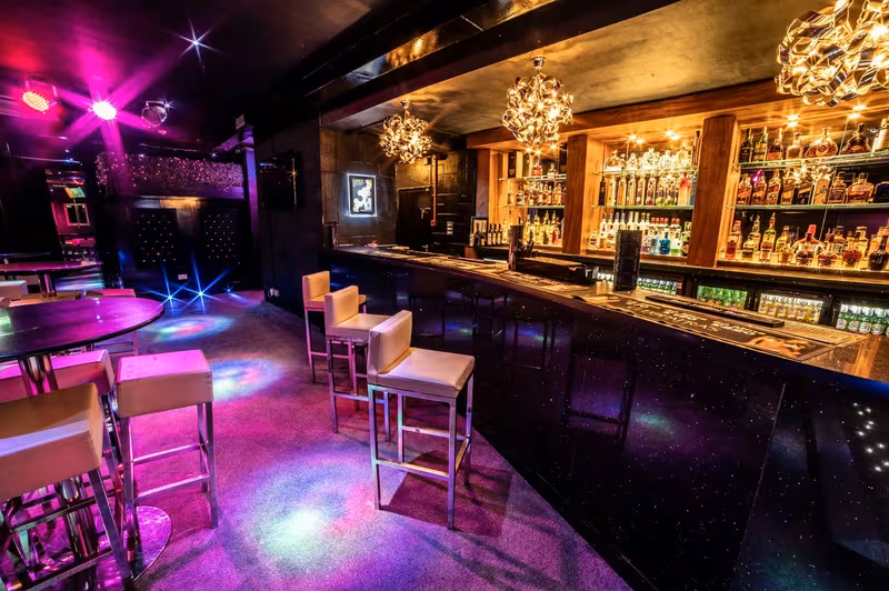 Cleopatra's Lounge Bradford - photo 1