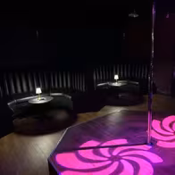 Diamonds & Strings Strip Club & Bar - photo 9