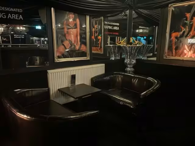 Baby Platinum Wigan - photo 1