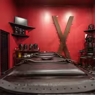 Fetish House - photo 9
