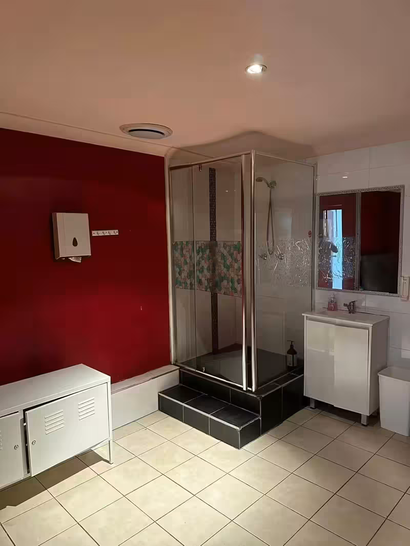 Blacktown 40 Brothel & Adult Services - photo 1