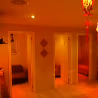 Red Lantern Relaxation Brothel - photo 2