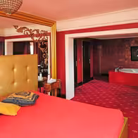 Laufhaus Napoleonhof - photo 12