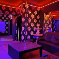 Lora Dora Laufhaus & Bar - photo 10