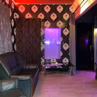 Lora Dora Laufhaus & Bar - photo 17