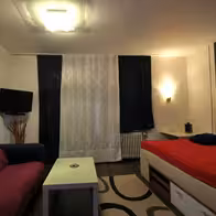 Luderbox - Bodenseestrasse 271 - photo 4