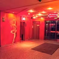Das Bordell Eros Center Köln - photo 2