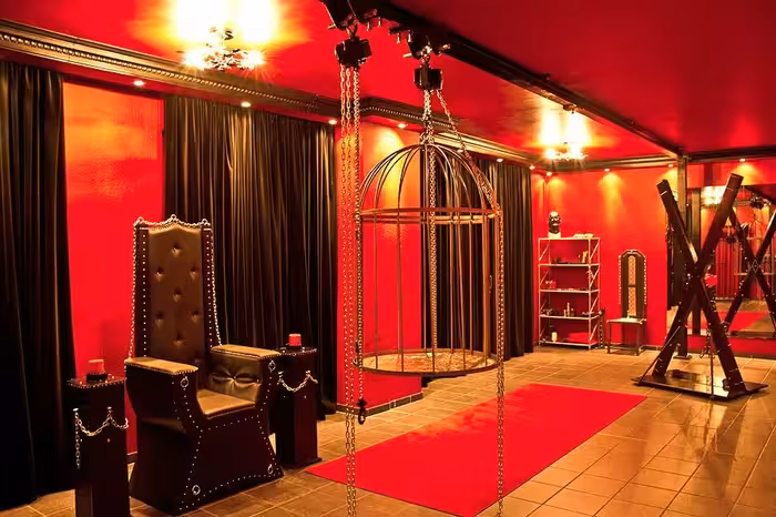 House Of Bizarre Dreams