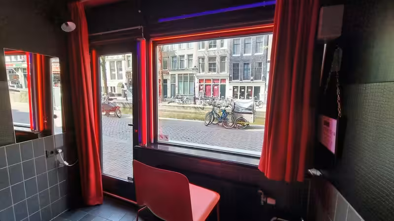 Red Light Office Boomsteeg - photo 1