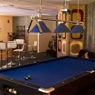 Mike's Place - photo 9