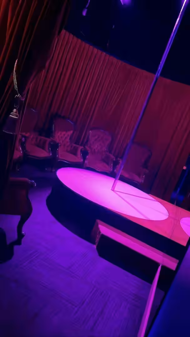 Fantasy Lounge - Darwin's Premier Strip Club