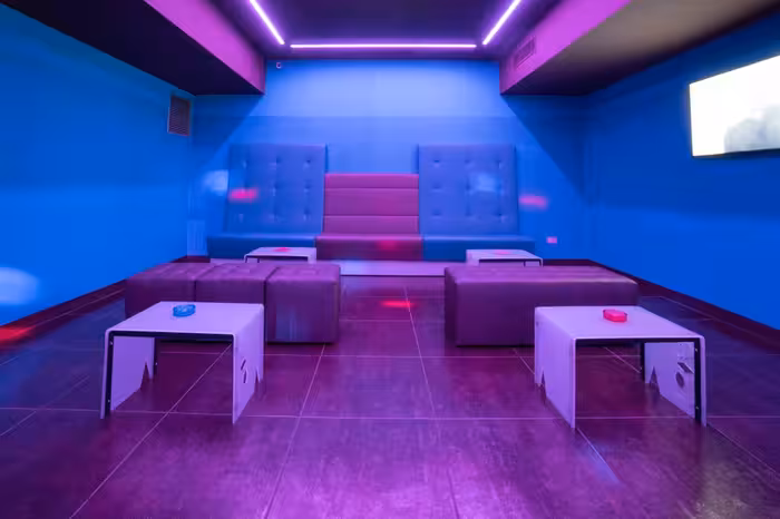 Crazy Love Night Club